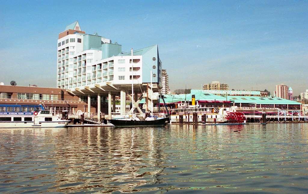 Inn At The Quay New Westminster Exterior photo